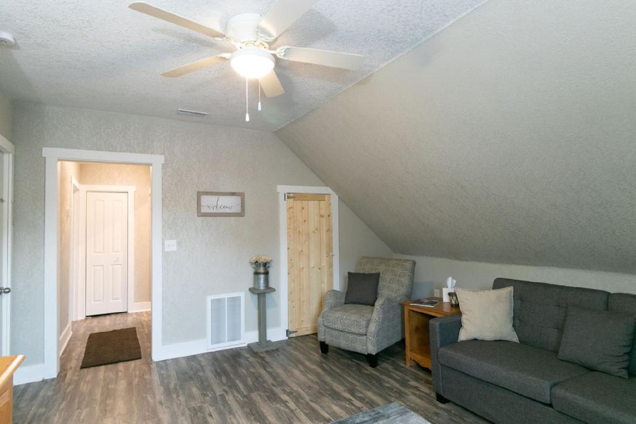 Rustic Downtown Market Street Apartment Wabash Exterior photo