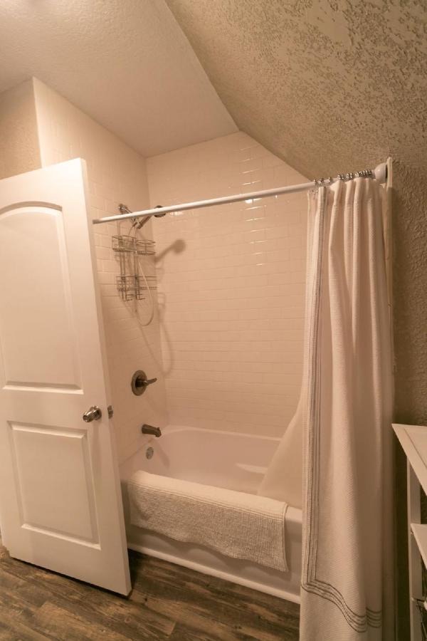 Rustic Downtown Market Street Apartment Wabash Exterior photo